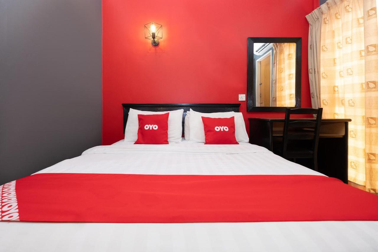 Oyo 90050 V Hotel Teluk Intan Ngoại thất bức ảnh
