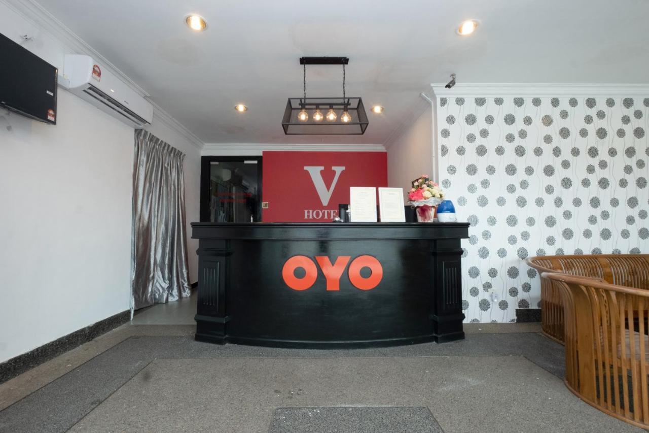 Oyo 90050 V Hotel Teluk Intan Ngoại thất bức ảnh