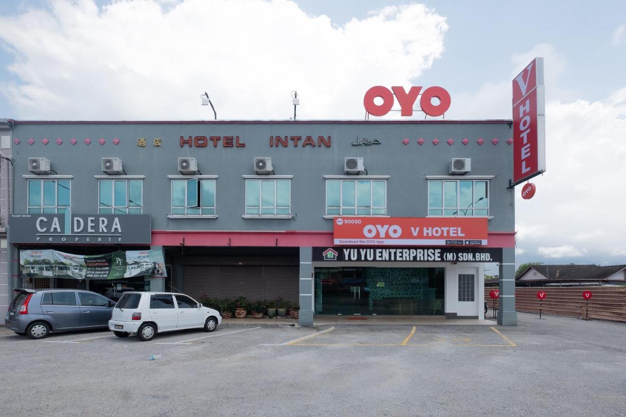 Oyo 90050 V Hotel Teluk Intan Ngoại thất bức ảnh