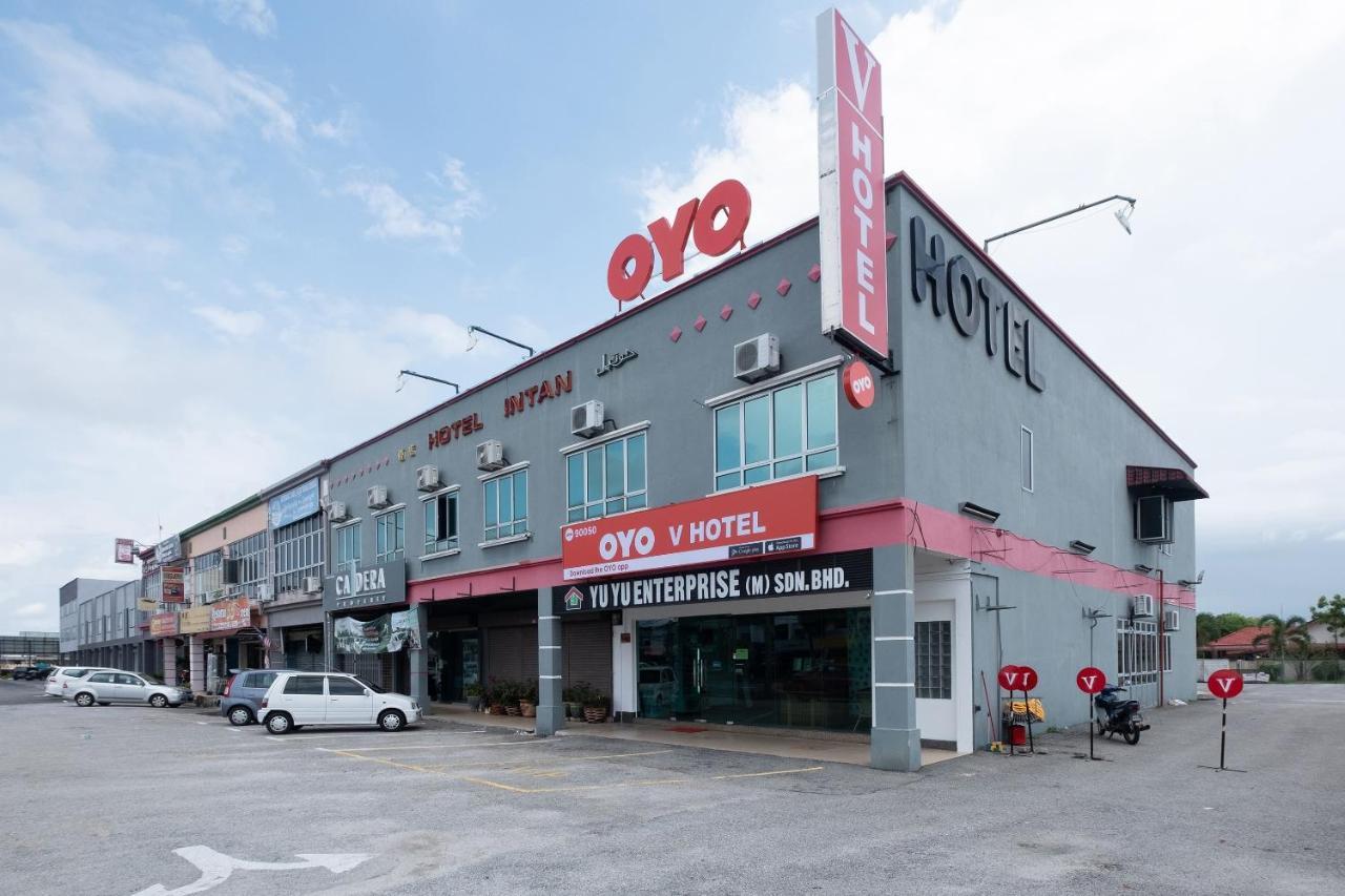 Oyo 90050 V Hotel Teluk Intan Ngoại thất bức ảnh