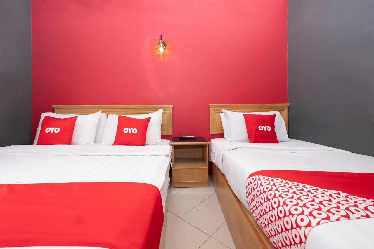 Oyo 90050 V Hotel Teluk Intan Ngoại thất bức ảnh